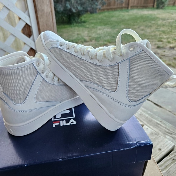 Fila Madina Gardenia Turtledove Leather High Tops Women's 6.5 USA - Picture 7 of 13